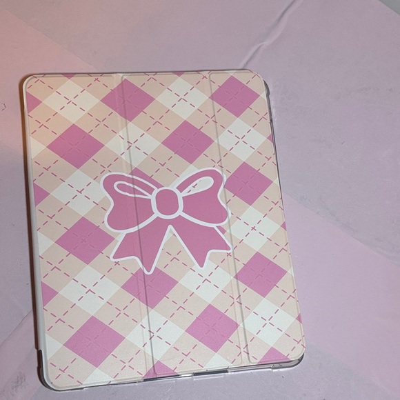 New Era Pink and Cream Tablet Cover with Bow - Picture 9 of 9